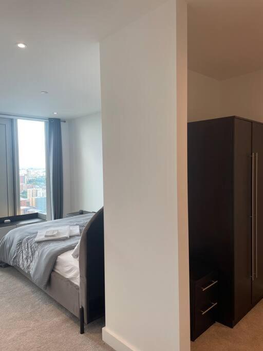 Luxury 2 Bedroom Apartment Manchester City Centre Екстер'єр фото