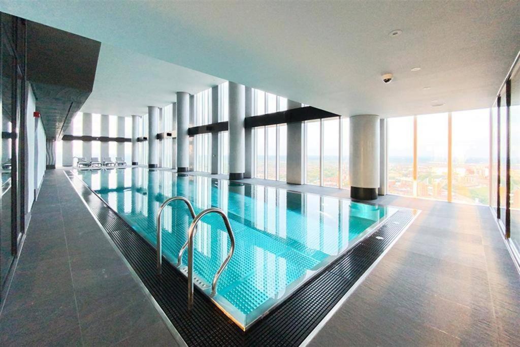 Luxury 2 Bedroom Apartment Manchester City Centre Екстер'єр фото